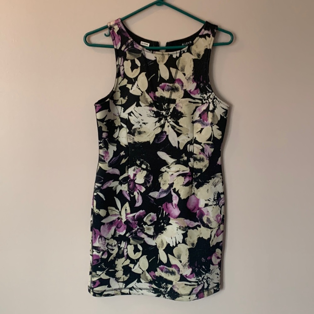 SUMMER DRESS